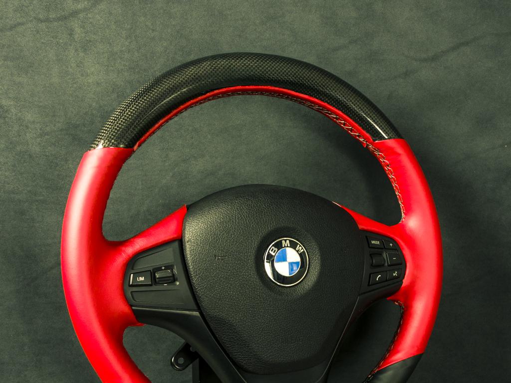 BMW 3 Series 318i 2010 碳纖維方向盤