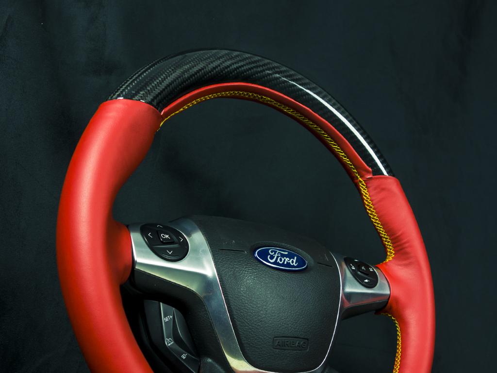 Ford Kuga 2015 碳纖維方向盤